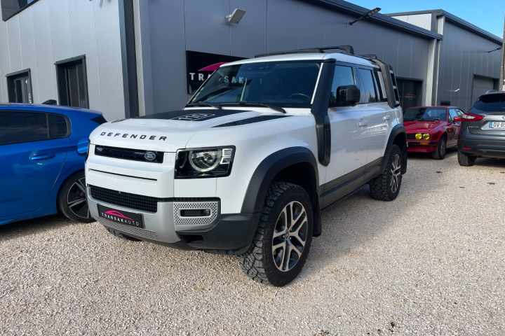 LAND ROVER DEFENDER