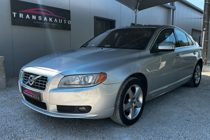 VOLVO S80